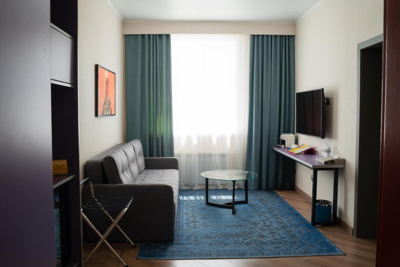 City Hotel Shymkent Exterior foto