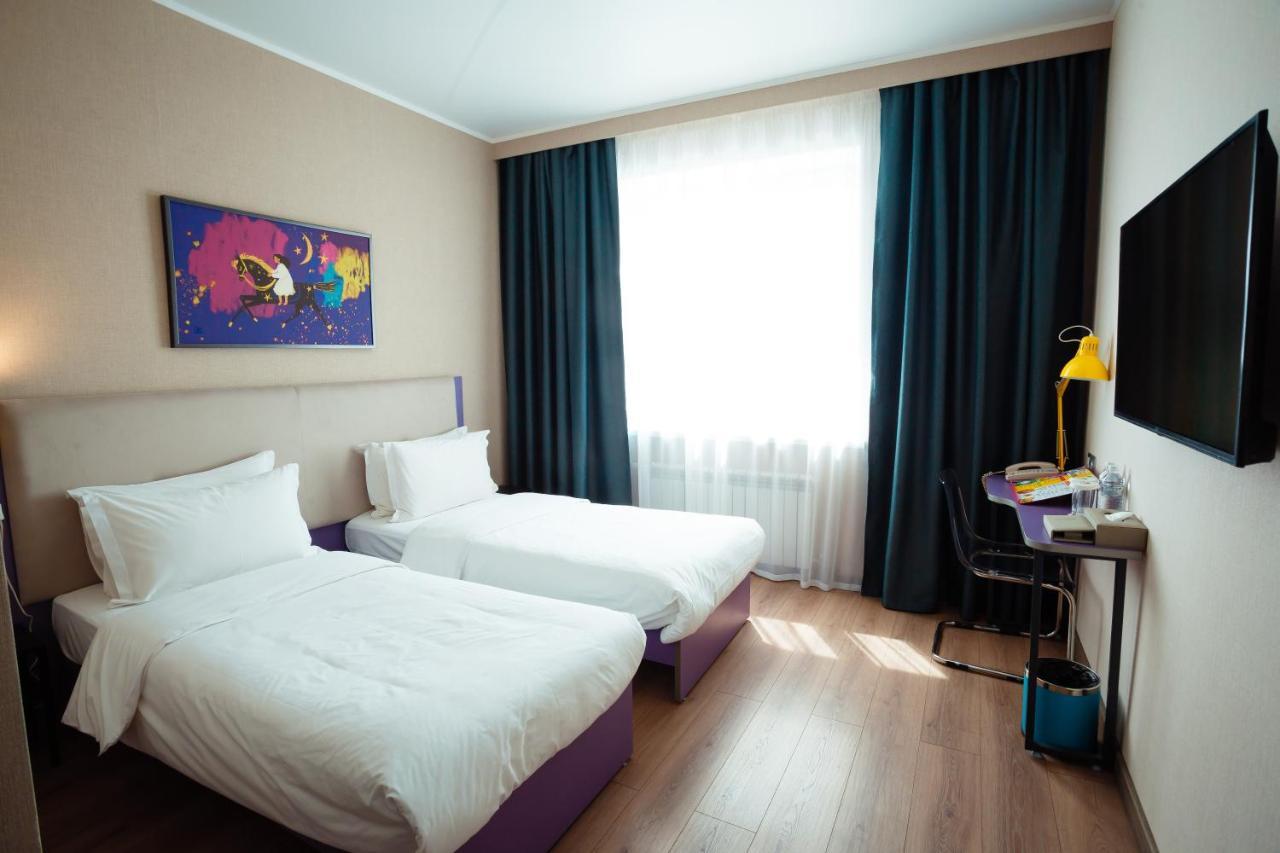 City Hotel Shymkent Exterior foto